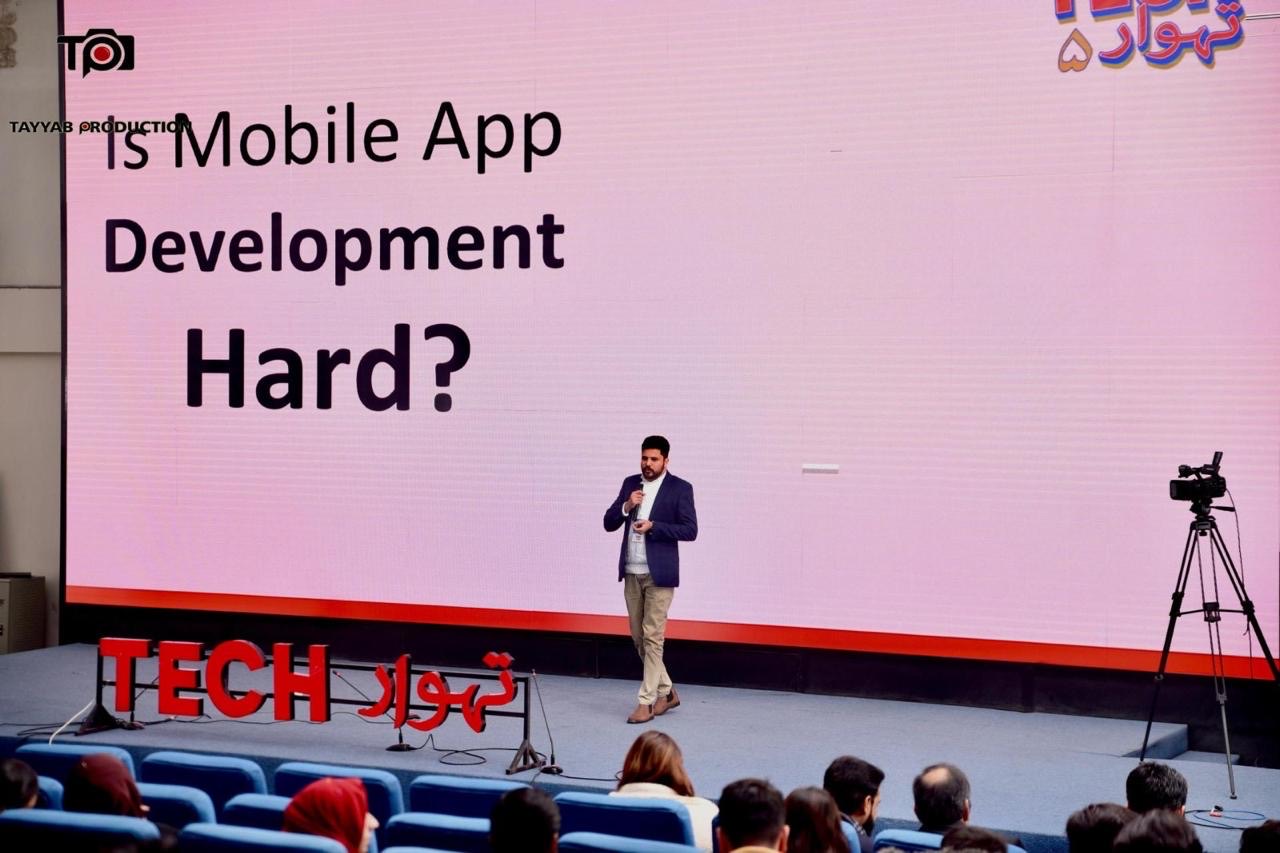 Abid Jamil presenting a talk on mobile app development